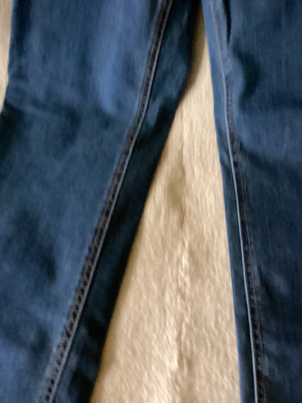 Blue jeans - Picture 2 of 4